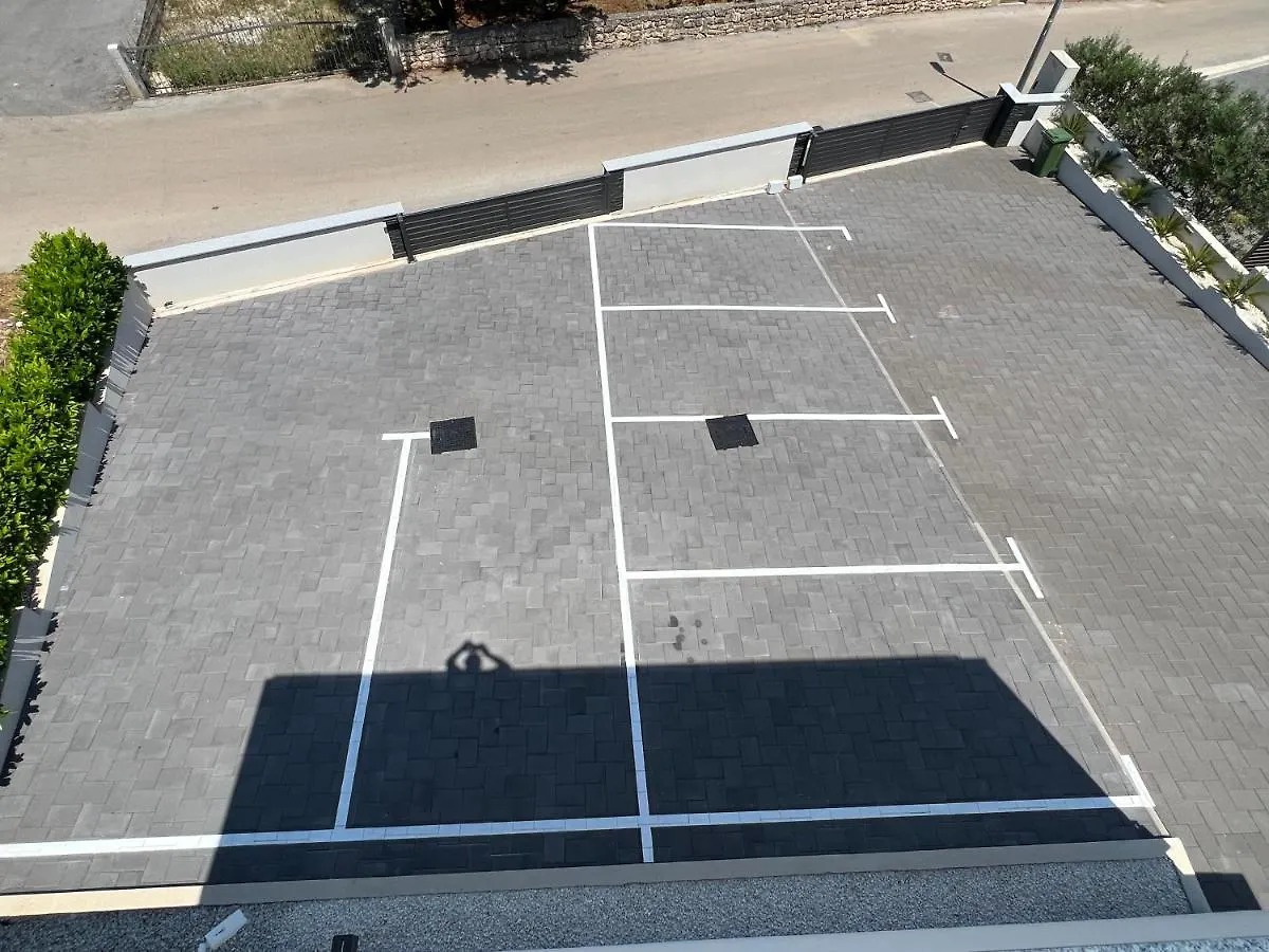 Holiday Luxury Resort Sundance Trogir 0*,